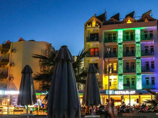 B&B Yüzbasi Beach Hotel