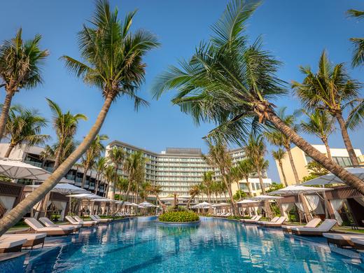 Shilla Monogram Danang