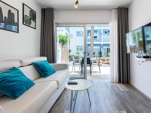 Bristol Sunset Beach