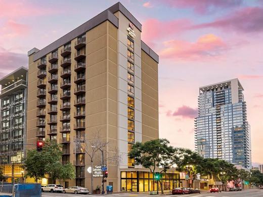 Best Western Plus Bayside Inn