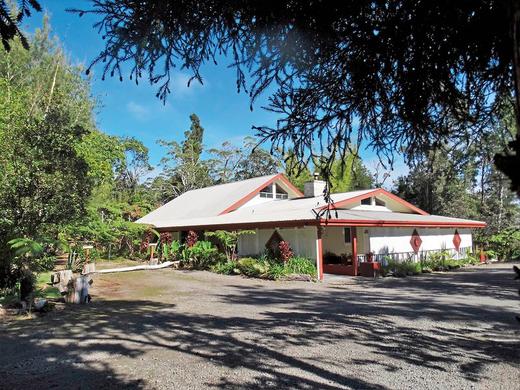 Lokahi Lodge