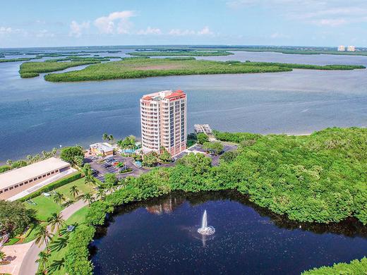 Lovers Key Resort