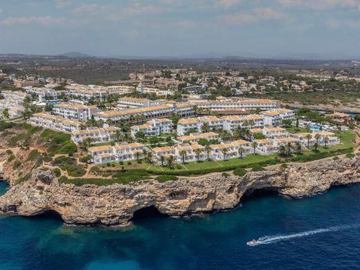 Blau Punta Reina Resort