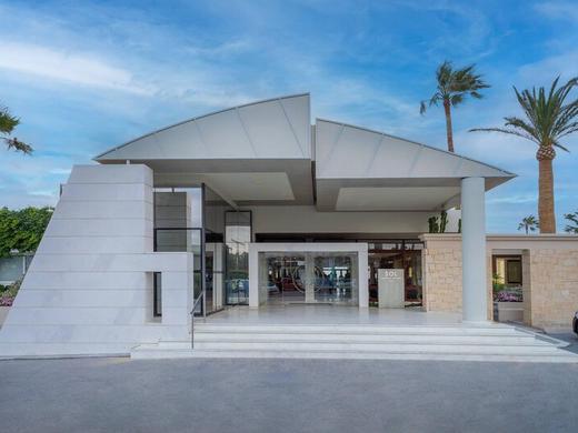 Sol by Melia Marina Beach