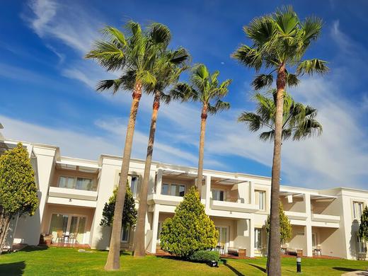 Vincci Costa Suite Hotel