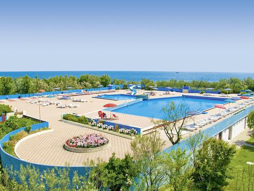 Happy Camp Camping Village Rosapineta