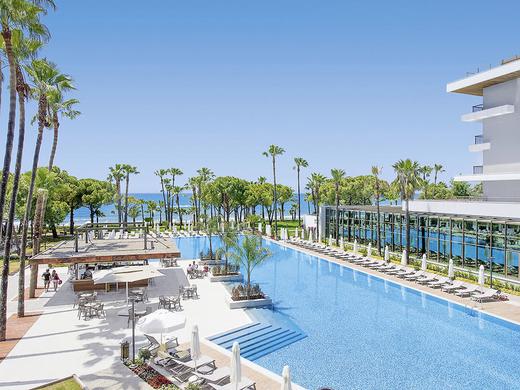Hotel Acanthus Cennet Barut Collection