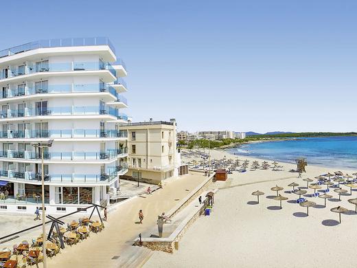 Universal Hotel Perla