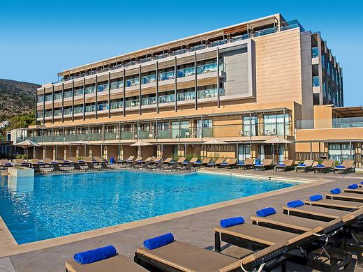 I-Resort Beach Hotel