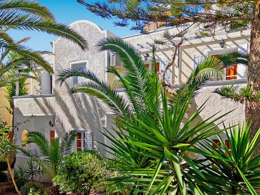 Hotel Dolphins Apartments