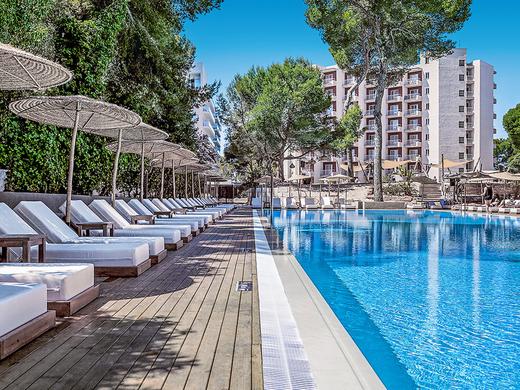 Caramelo Palma Beach