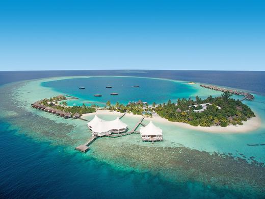 Safari Island Resort