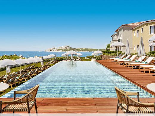 Mangia's Santa Teresa Resort