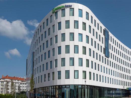 Holiday Inn Express Hbf