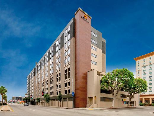 La Quinta Inn & Suites by Wyndham LAX