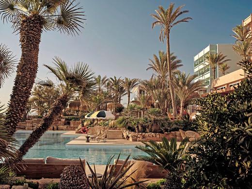 Bikini Island & Mountain Hotel Es Trenc