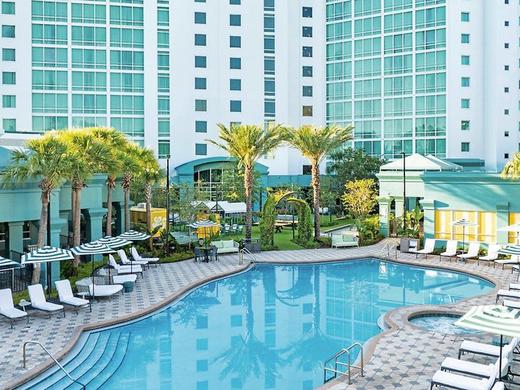 Landy Orlando Universal Blvd.