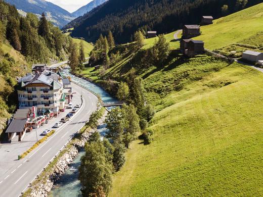 Österreich - Tirol: Sommerurlaub im Hotel Höllroah in Kappl im Paznauntal