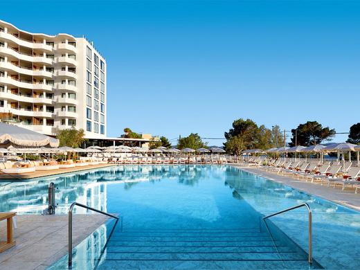 TRS Ibiza Hotel & Signature Level at TRS Ibiza