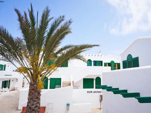 Cotillo Lagos