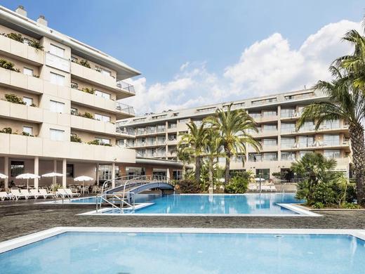 Aqua Hotel Onabrava
