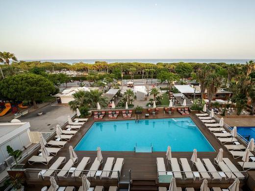 Odissea Park Aparthotel