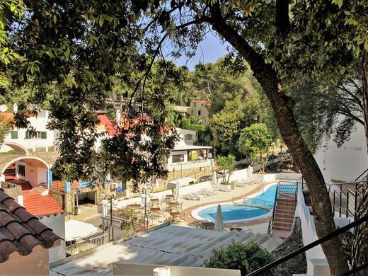 Alta Galdana Apartments