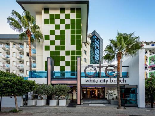 White City Beach Hotel