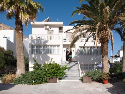 Kamari Blu Boutique Hotel