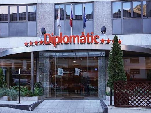 Hotel Diplomatic (ÜF)