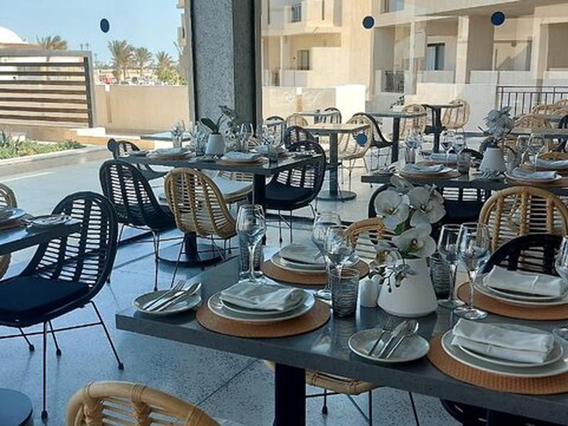 EA5C5F9656CD39144970815BA90A8230