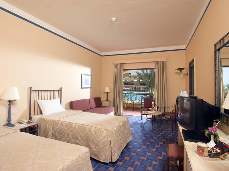 DA1F92AA386ABB9B9A48391BFCC485E1