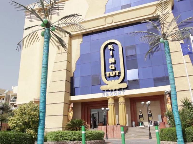 E7124AA0247E7B82298F2EAF7061E0B7