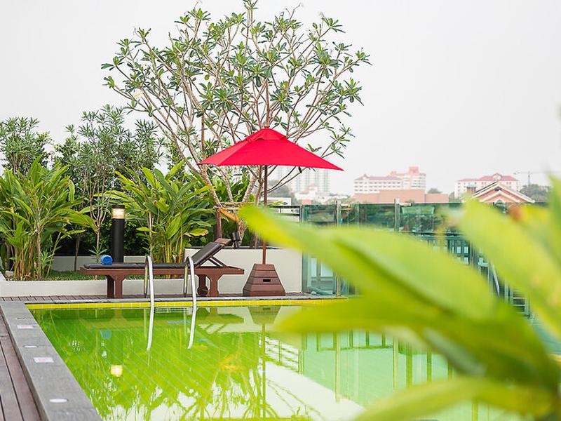 Sunshine Hip Hotel