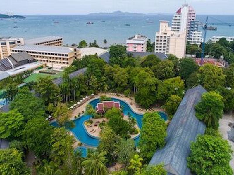 The Green Park Resort