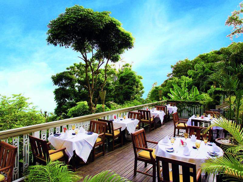 E499893C18EE3C1F73263A44F2753BF3