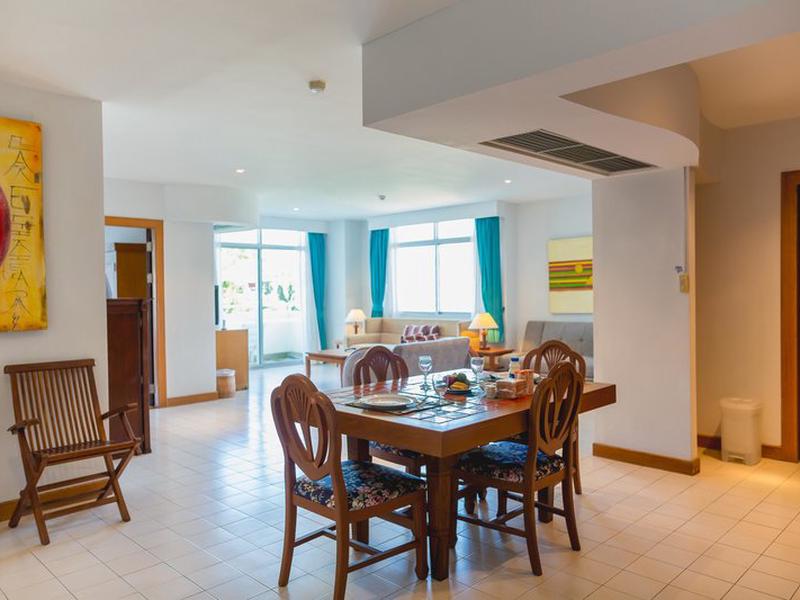 91B637F3E2FEBA2F97D3BFA5C8A25FC6