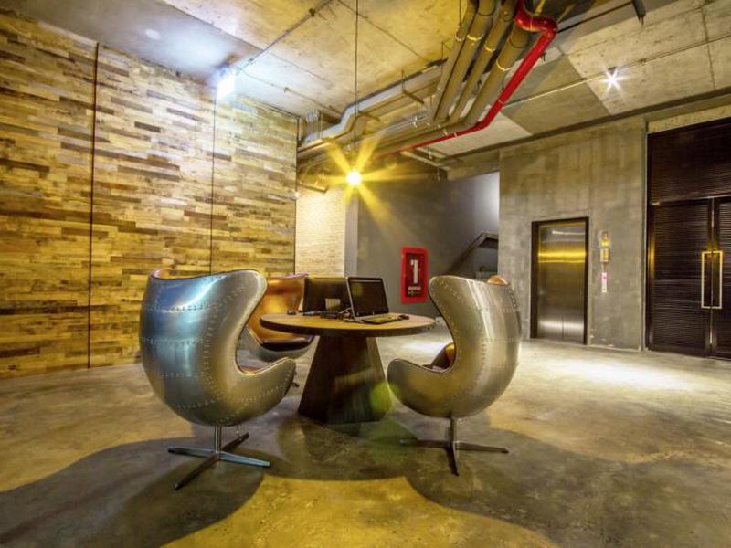 C7B40327B995C9787D5A995BD9EA358B