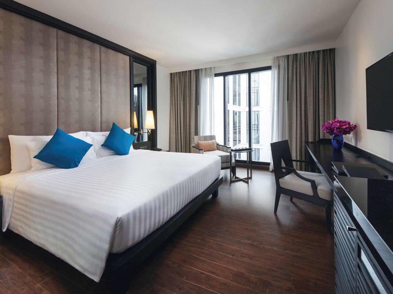 1660B7A022D7EA0B100367E902D3472E