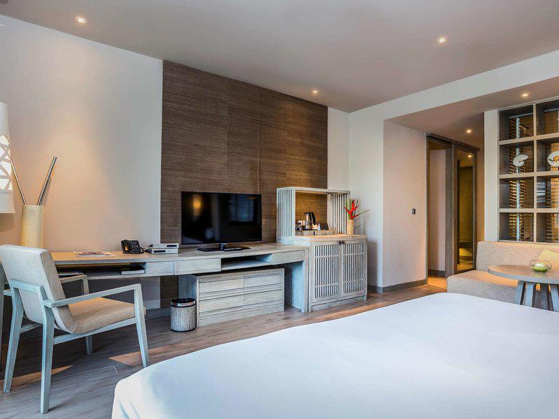 4FC30E11560CD76636AA1EA1A5C2250A