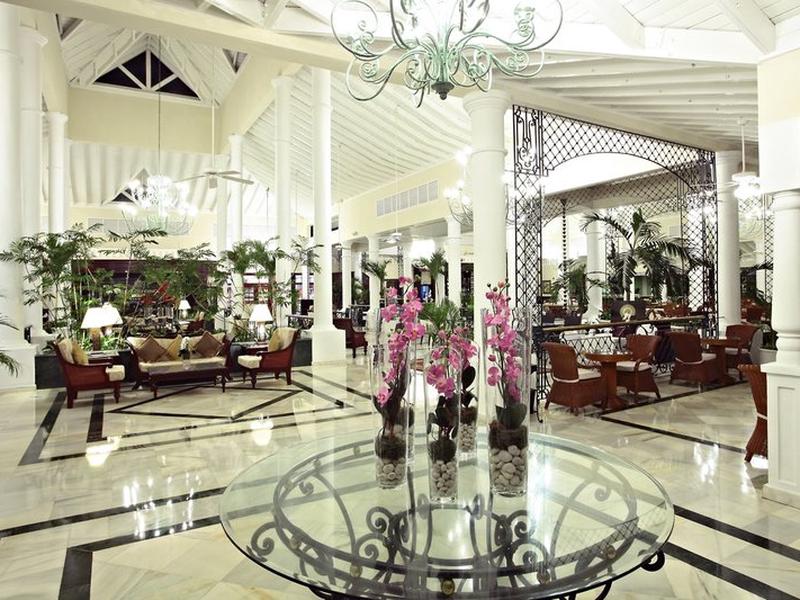 FECD6A58AB3D9A0DAC9253D16955B654