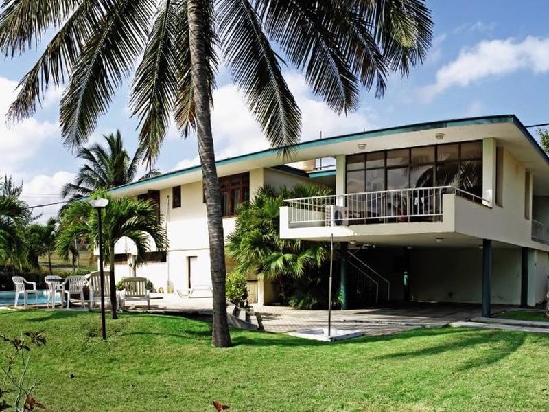 9978B75E36E23C6A858DBF85B3BB9728