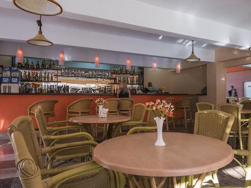 6D8BCCE3A843D53E2BDEF025919508EE