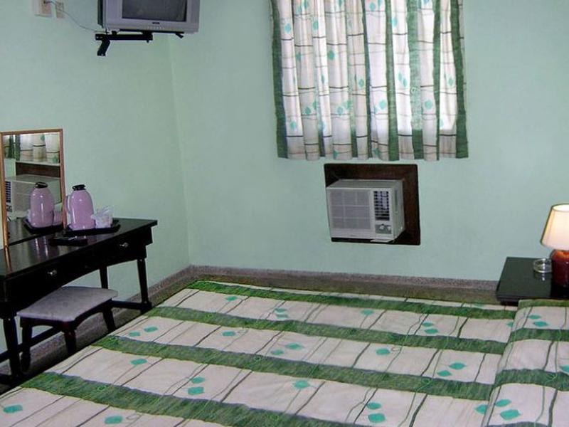 6E931C3000F55EB796AB4EAD9C2768BA