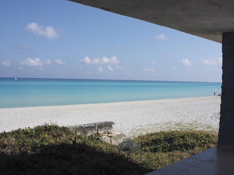 226C9DED64E9A5308980B0D5CF740C19