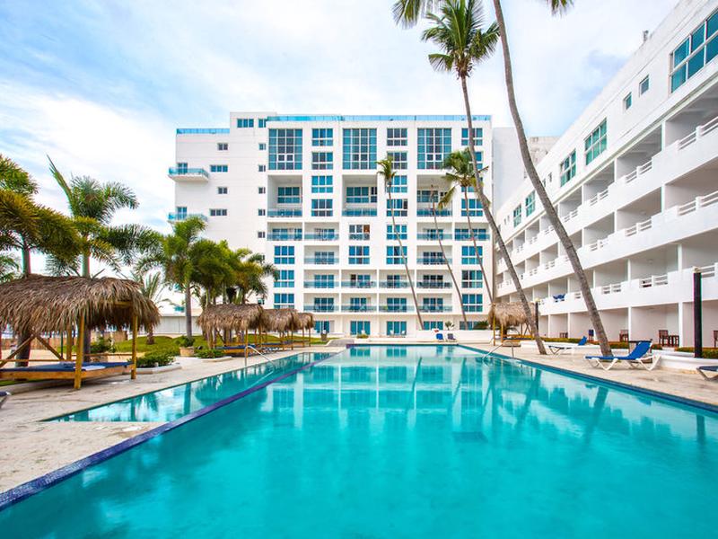 9A6E906B2B334DF053BA7837C64C941A