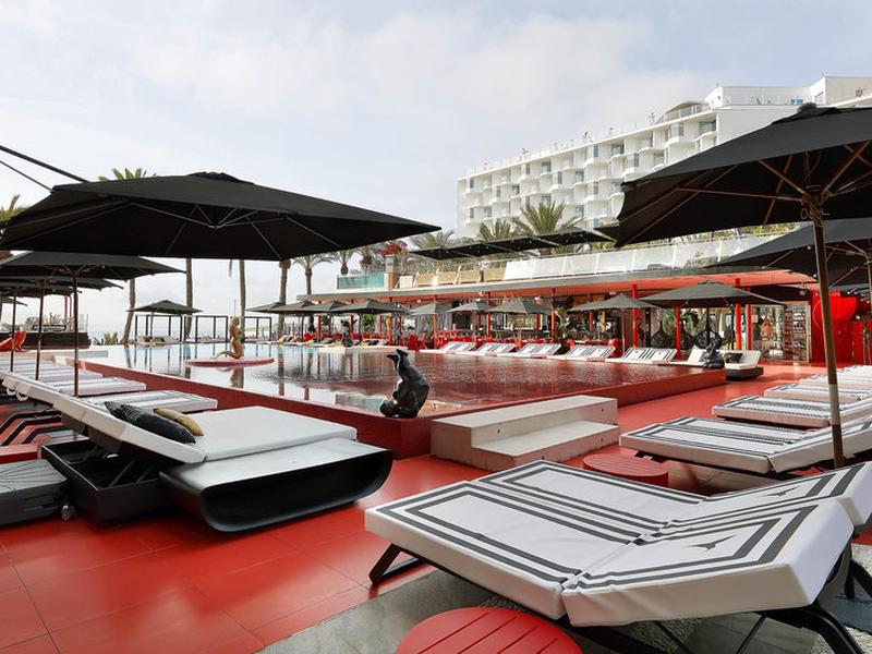 C6FCCF6D3D750BA88E482DA8C11FFF4D