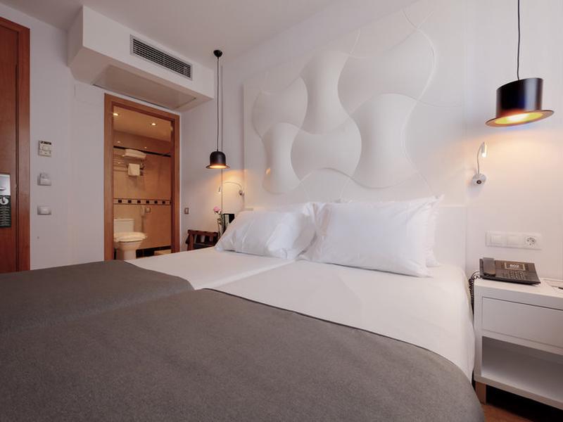 13BE364E9B5101AD84868E677448B7D4