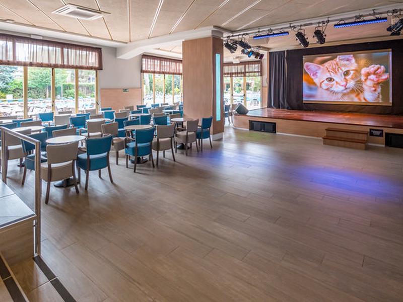 A6E36C6FD8A54D220263230073145357