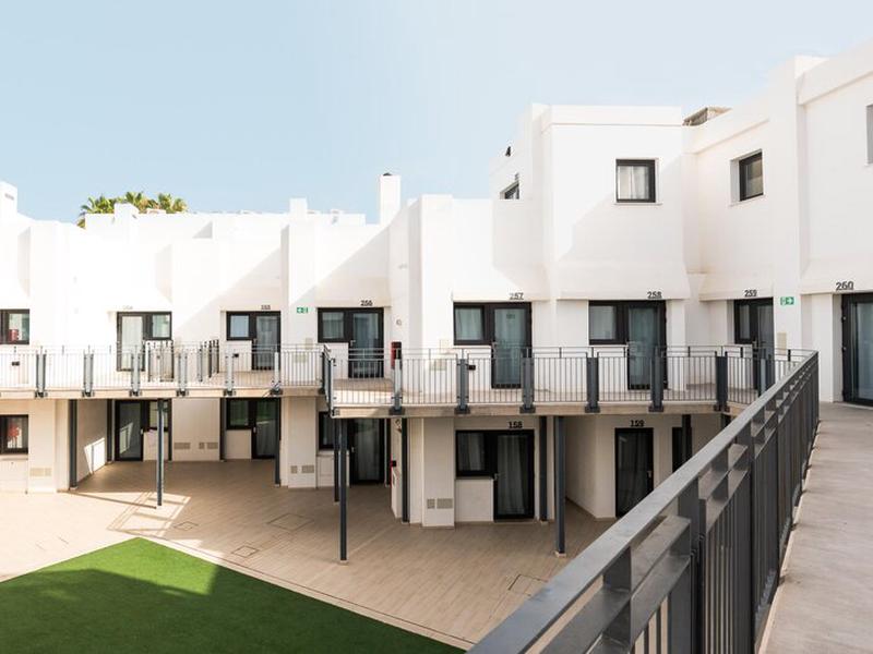 59B331F0D51484F49BACA7597B94A464